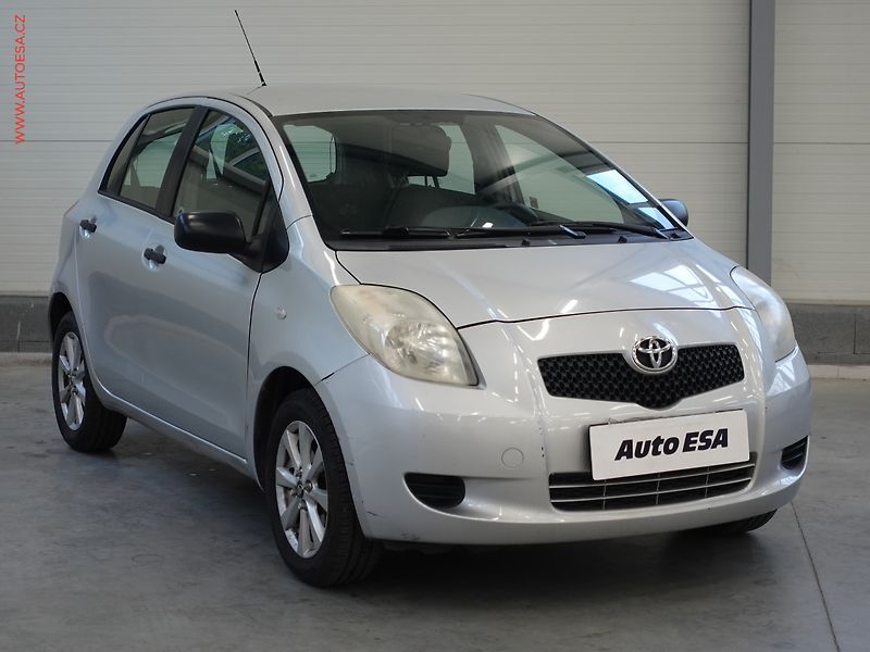 Toyota Yaris (2007) 1.1VVT-i, ČR, AC - fotografie inzerátu