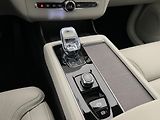 Volvo XC90 (2026) T8 AWD RECHARGE ULTRA DARK - náhled 32