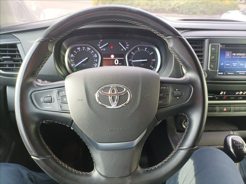 Toyota ProAce Verso 2,0 Shuttle Business 8S L2 - fotka 13 z 20