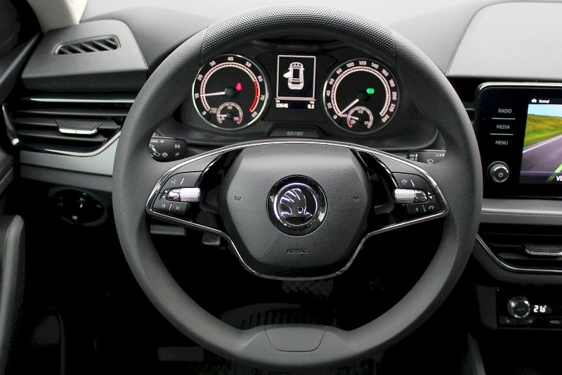 Škoda Kamiq (2024) Fresh 1.0TSI / 81kW 7°DSG - fotka 17 z 24