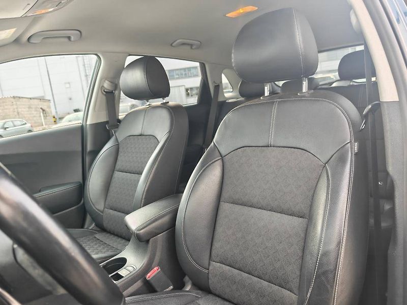 Kia Niro EXCLUSIVE 1,6GDi HEV - fotka 6 z 24