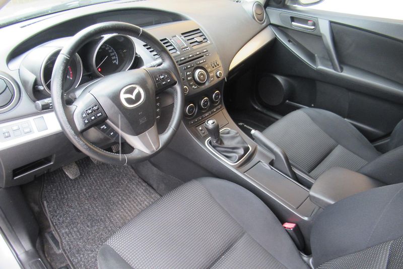Mazda 3 1.6 CD AUT. KLIMA SADA ALU KOL - fotka 9 z 20