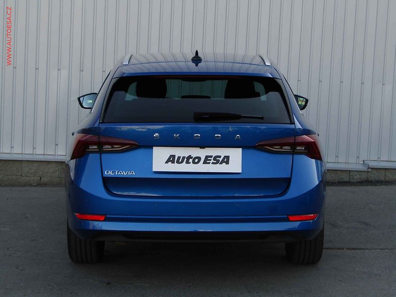 Škoda Octavia (2021) 2.0 TDi, 2.maj,ČR, Style - fotka 5 z 23