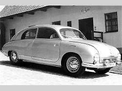Tatra 601 Monte Carlo na rallye Alpenfahrt.