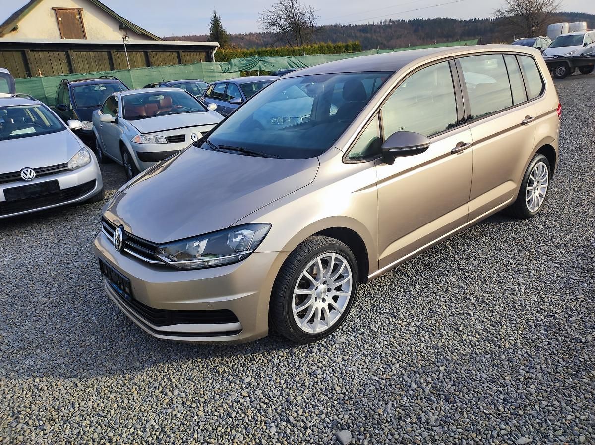 Volkswagen Touran  1.6 TDI 7 Míst, Klima, tažné 