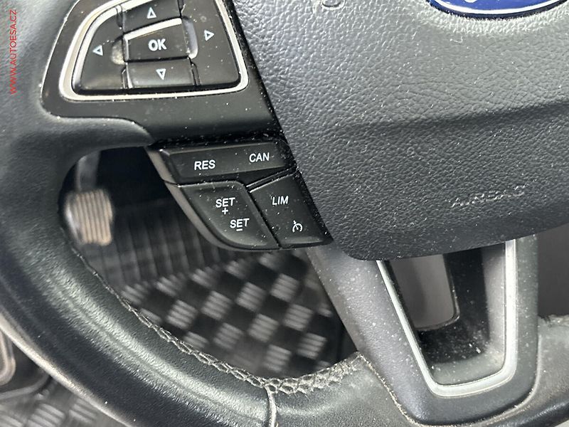 Ford Kuga (2019) 1.5EB, Bixen, navi, park - fotka 13 z 17