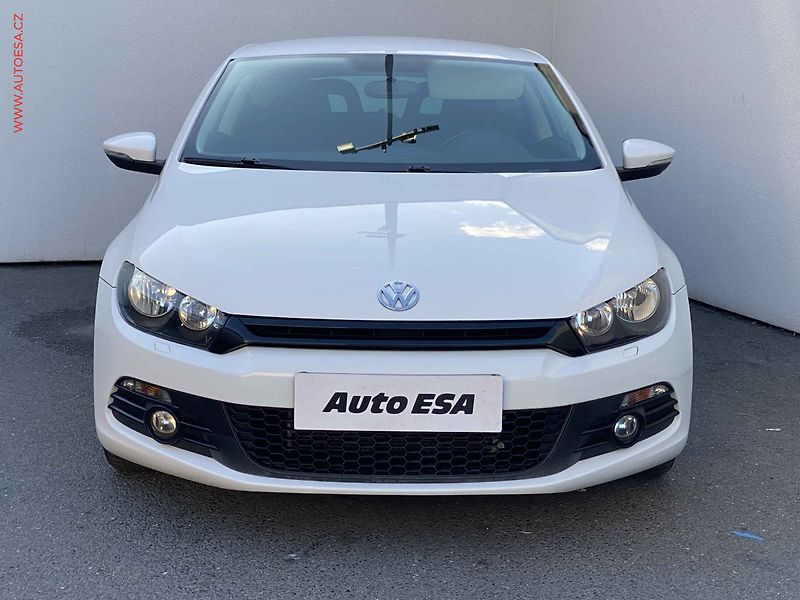 Volkswagen Scirocco (2009) 1.4TSi, Navi - fotka 2 z 15