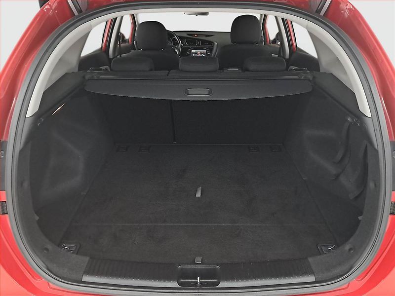 Kia Ceed (2015) 1.6 CRDi, Navi, Tempomat - fotka 14 z 18