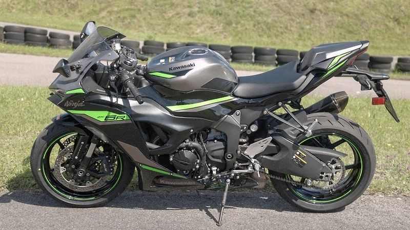 Kawasaki ZX-6R (2026) 2026 - fotka 3 z 3