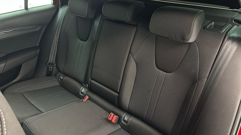 Škoda Octavia 1.5 TSI Style Combi - fotka 16 z 27
