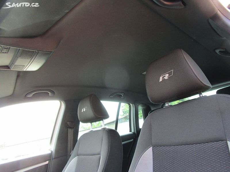 Volkswagen Tiguan 1,4TSI-90KW- NOVÉ ROZVODY - fotka 27 z 32