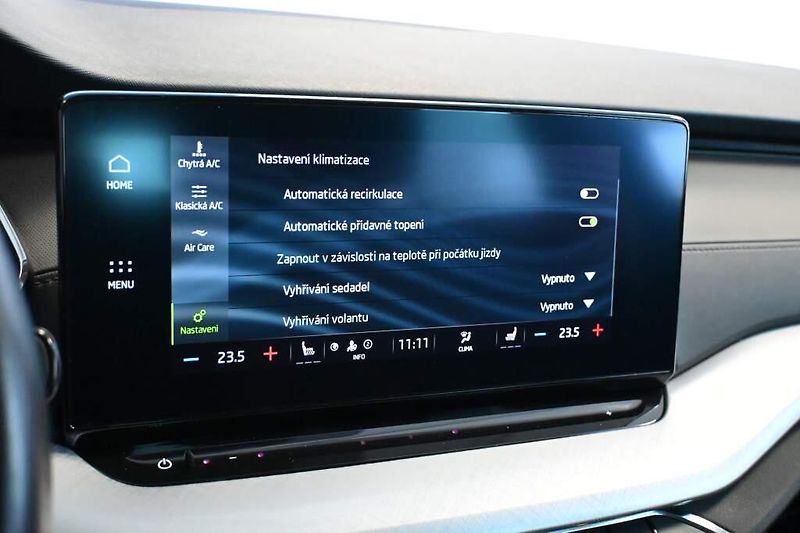 Škoda Octavia (2022) 2.0 4x4 DSG LED TOUR Virtual T - fotka 20 z 39