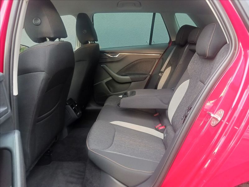 Škoda Kamiq 1,0 81 kW STYLE, 1. majitel - fotka 11 z 22
