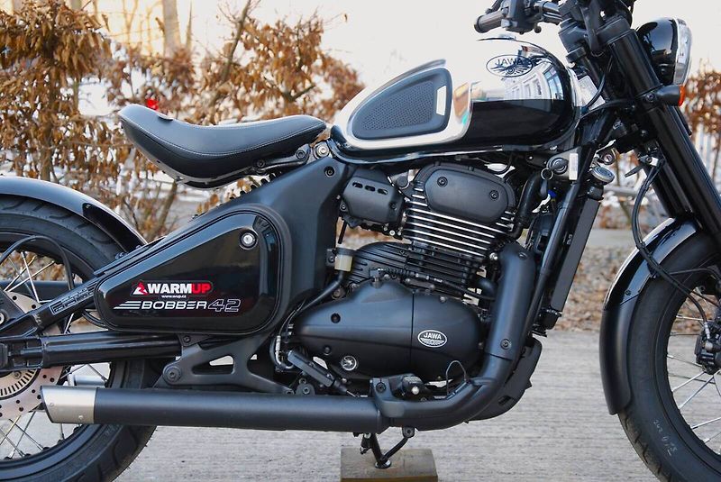 Jawa 350 Chopper (2026) 350 CL Bobber - fotka 13 z 25