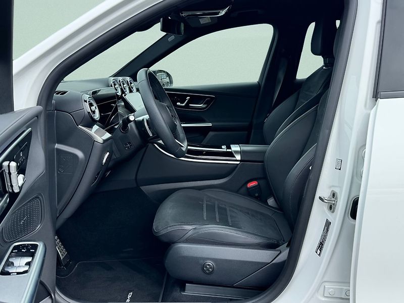 Mercedes-Benz GLC 220 d 4MATIC AMG Line - fotka 7 z 26