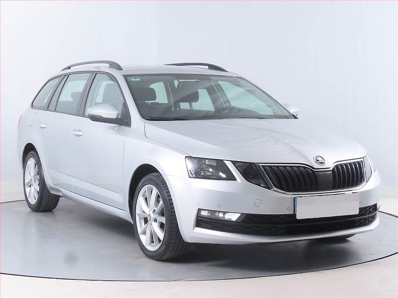 Škoda Octavia (2017) Ambition 1.6 TDI, Tempomat - fotografie inzerátu