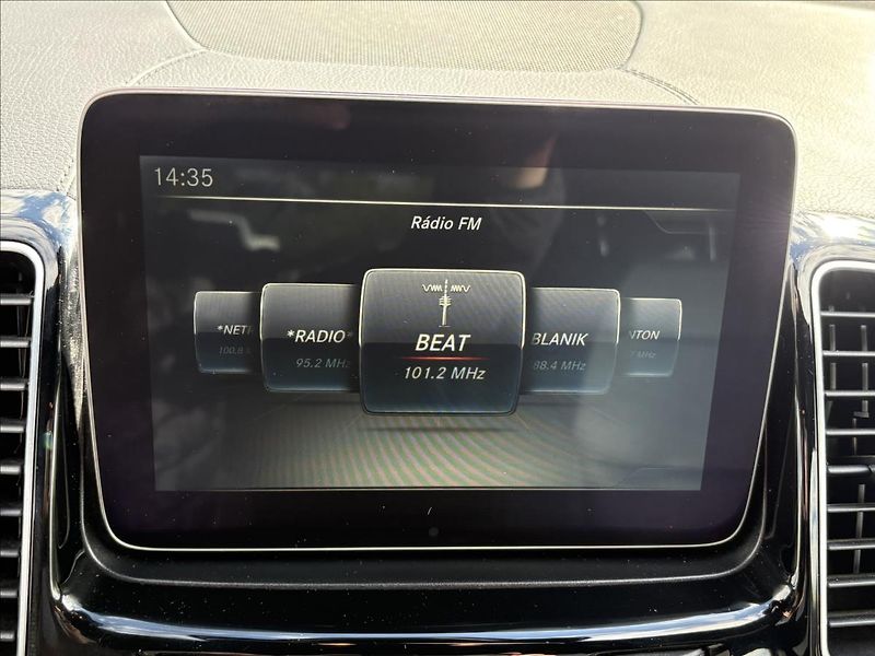 Mercedes-Benz GLE 5,0 500 AMG V8 Servis MB,Top - fotka 20 z 61