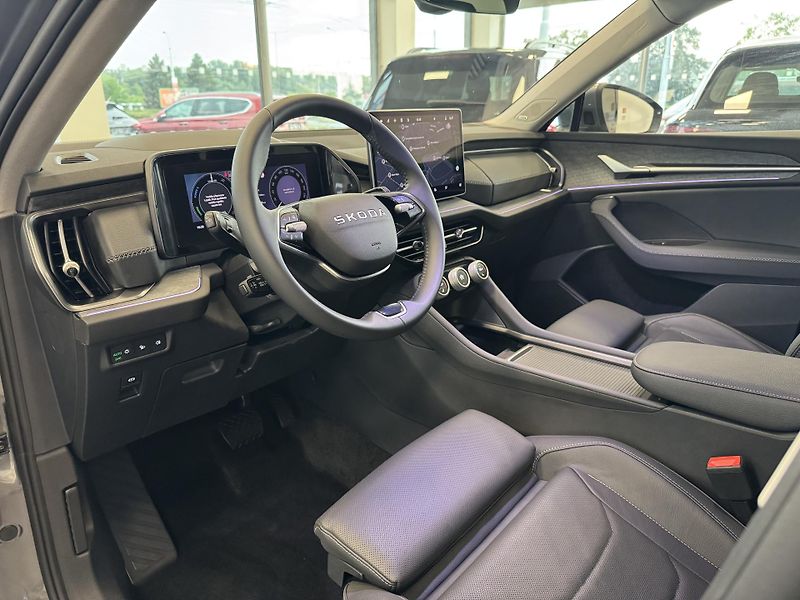 Škoda Kodiaq (2025) 1,5TSi DSG MHEW CANTON TAŽNÉ - fotka 15 z 47