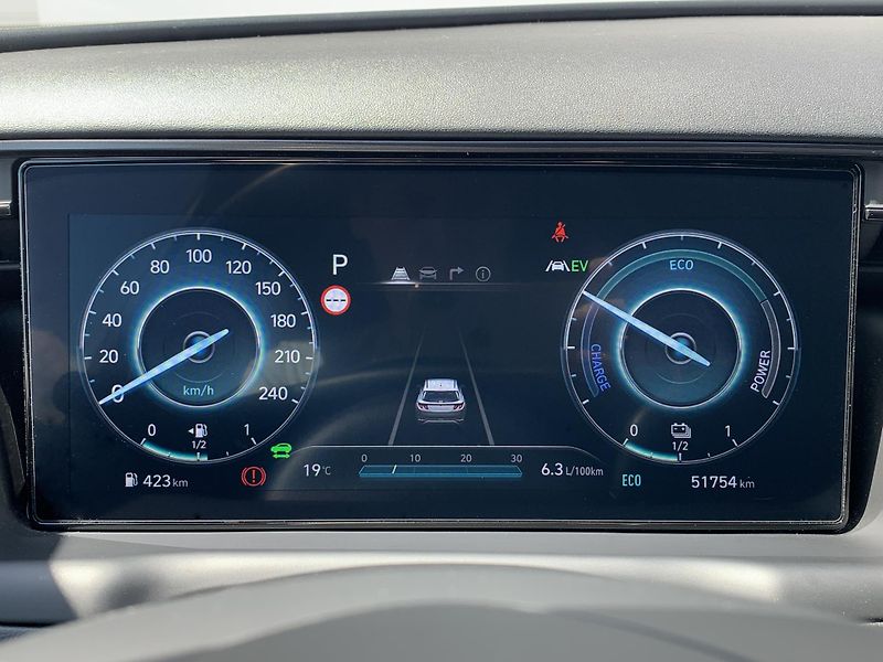 Hyundai Tucson N LINE 1,6 T-GDi HEV 169kW - fotka 16 z 34