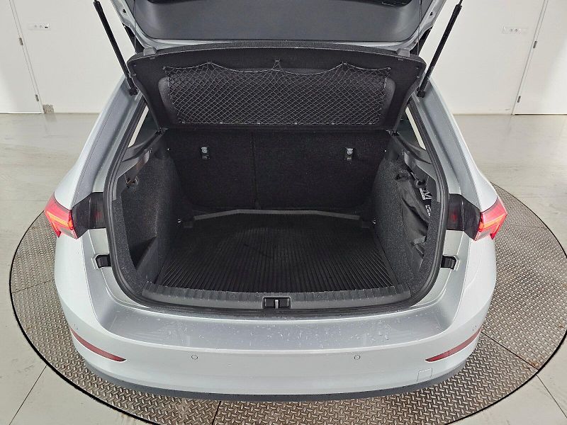 Škoda Scala (2021) 1.5TSi 110kW STYLE PLUS - fotka 27 z 28