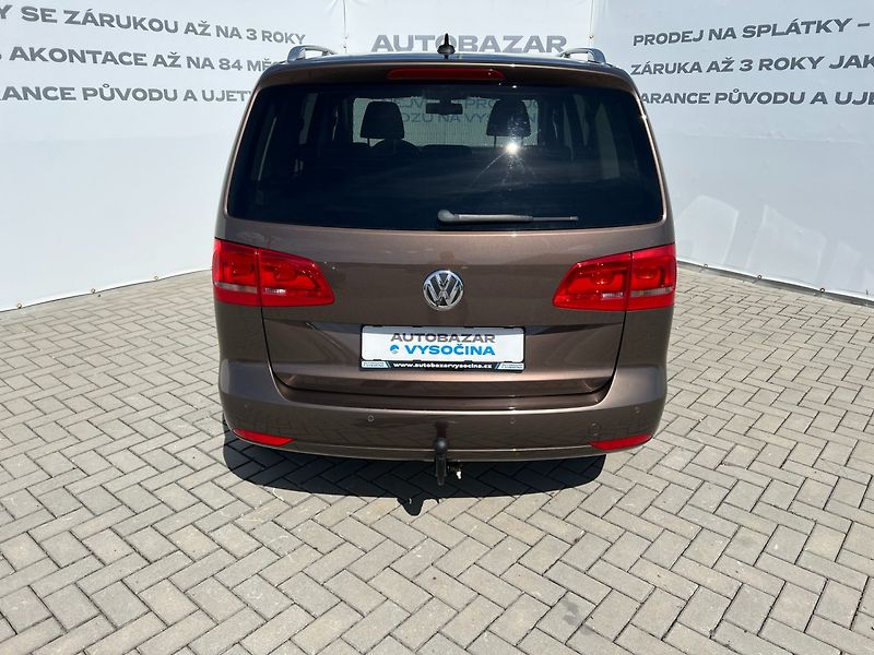 Volkswagen Touran (2011) 1.4TSI STYLE! Tažné! Navi! - fotka 5 z 36