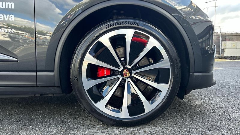 Porsche Macan 4S - fotka 10 z 29