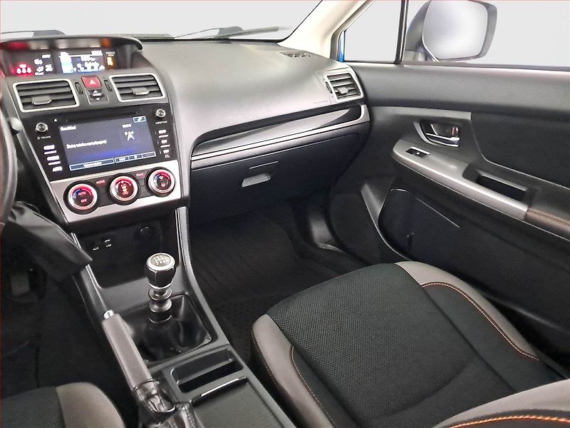 Subaru XV (2017) 2.0D, 4X4, Serv.kniha - fotka 8 z 20