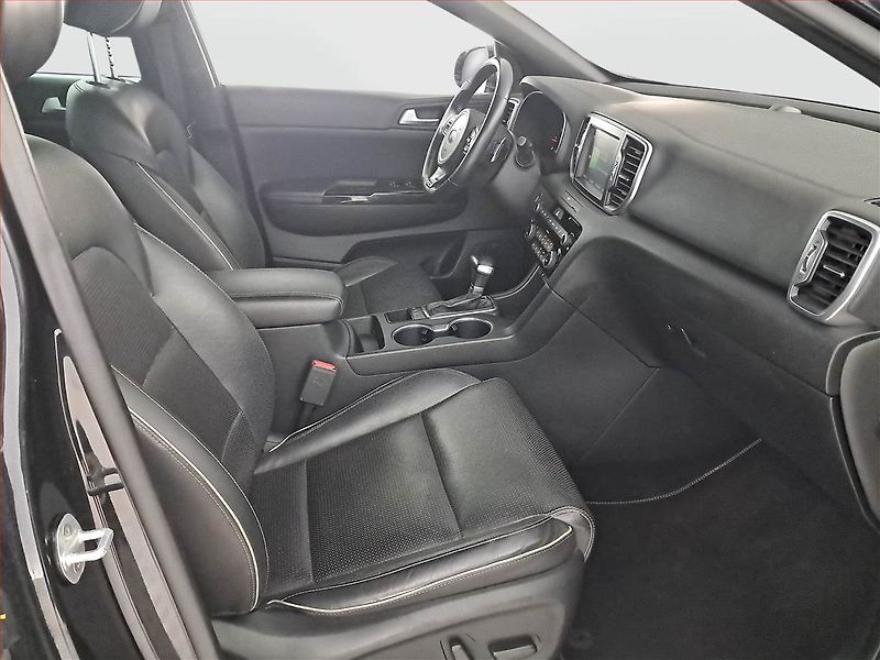 Kia Sportage (2016) GT Line 2.0 CRDi, 4X4 - fotka 9 z 20