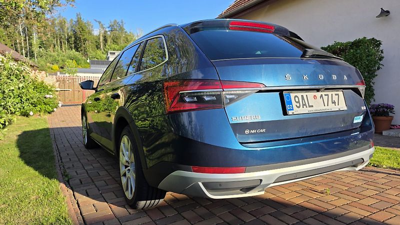 Škoda Superb (2022) - fotka 31 z 32