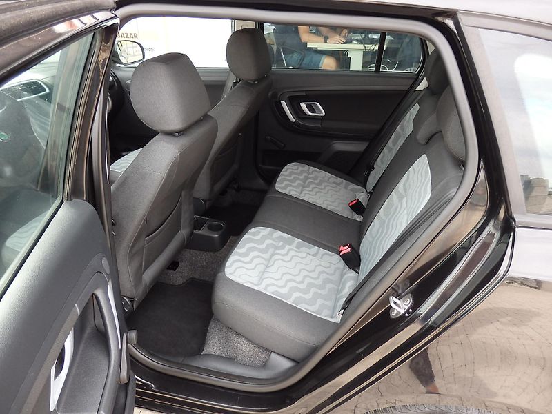 Škoda Fabia 1.4 16V KLIMA, ZÁVĚS - fotka 7 z 15