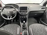 Peugeot 2008 (2018) 1.2PT, ČR, Allure, AC, tažné - náhled 8