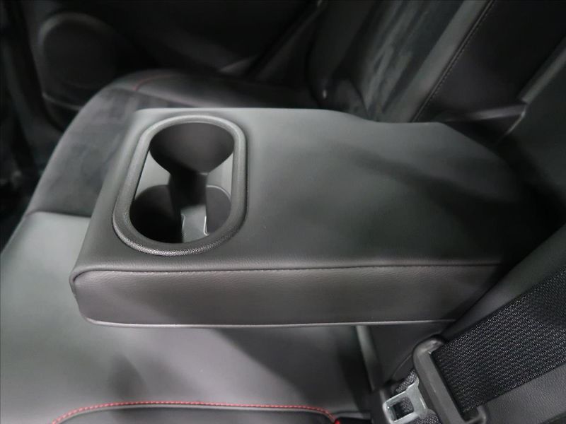Hyundai Kona 1,6 145 kW N-line 1.majitel - fotka 32 z 35