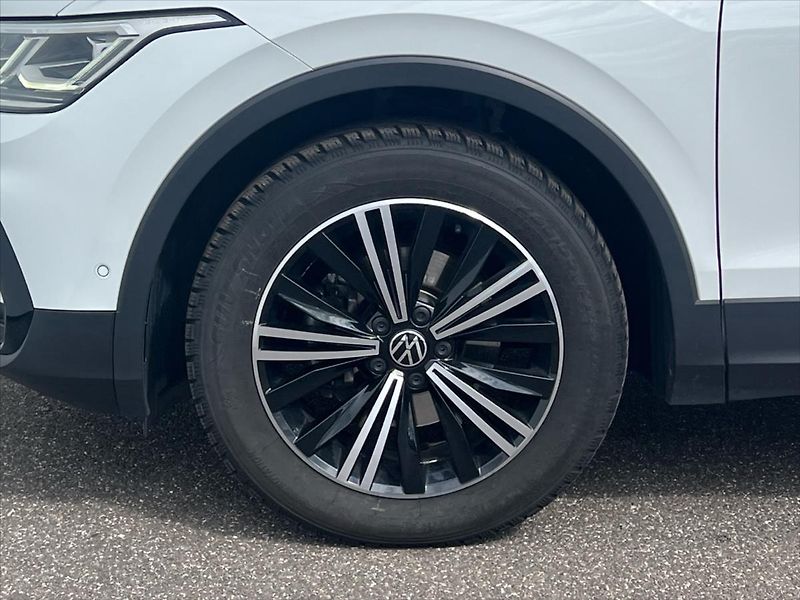 Volkswagen Tiguan 1,5 TSi 110 kW 7DSG ELEGANCE - fotka 12 z 27