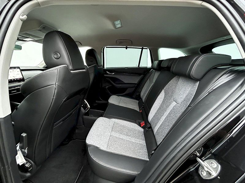 Škoda Octavia (2024) Combi 2.0 TDI 110kW DSG Top Se - fotka 28 z 35