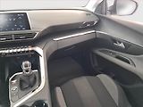 Peugeot 3008 (2020) 1.2 PureTech, ČR,1.maj - náhled 8