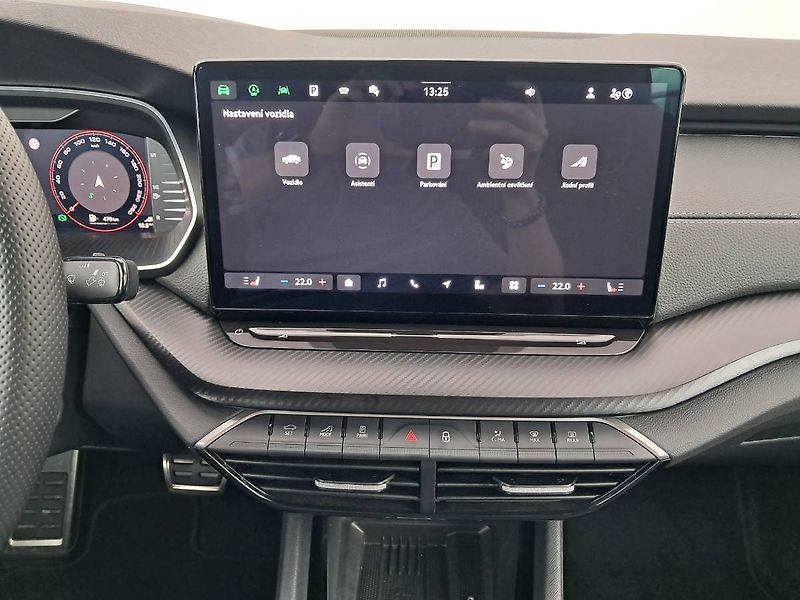 Škoda Octavia (2026) IV FC Sportline 1.5 TSI m-HEV - fotka 16 z 31