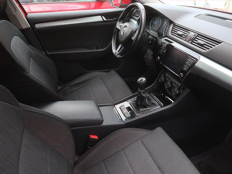 Škoda Superb (2017) Style 2.0 TDI, 4X4, Navi - fotka 9 z 18
