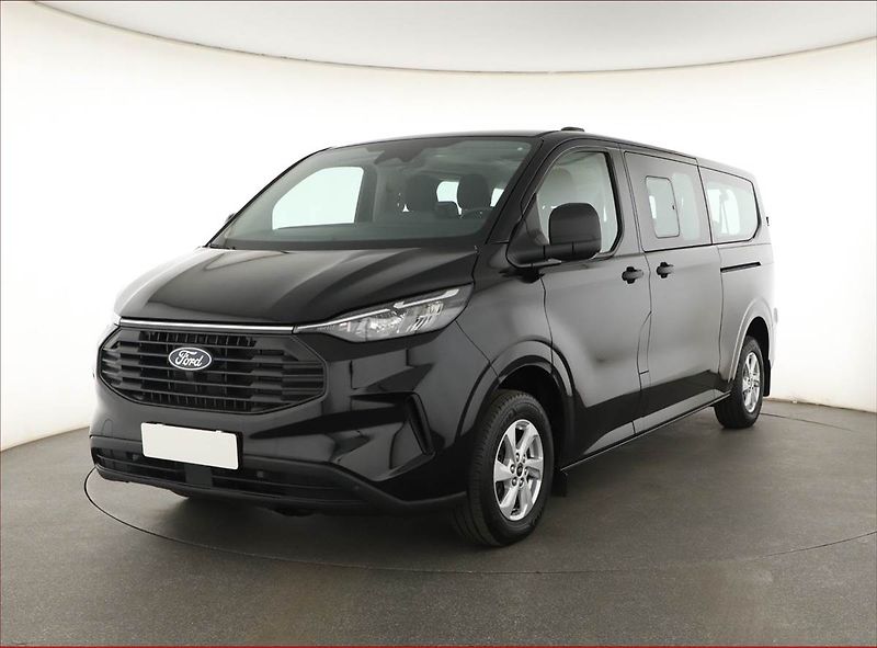 Ford Transit Custom (2025) 2.0 EcoBlue - fotka 2 z 21