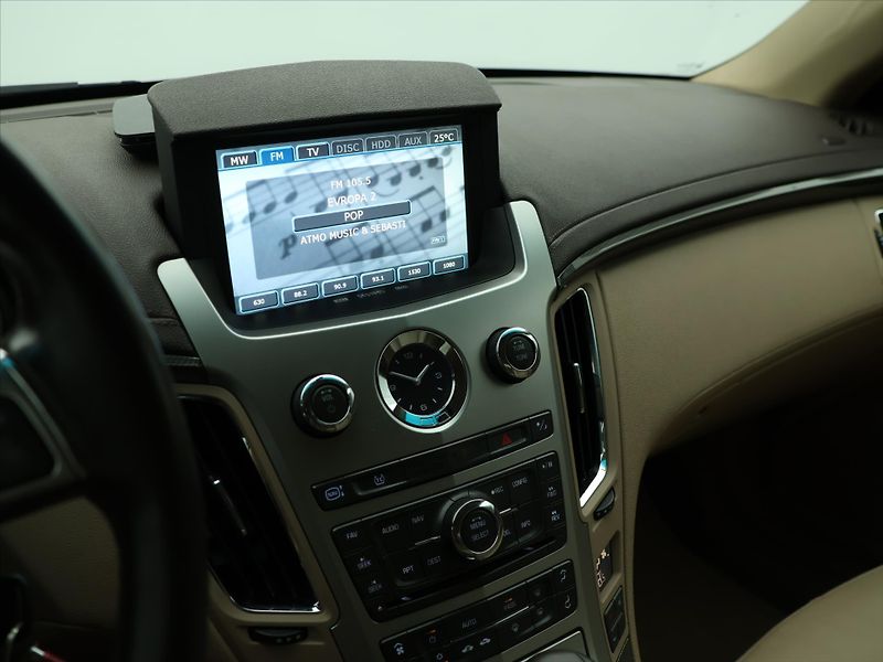 Cadillac CTS 3.6 V6 Luxury 229kW CZ Xenon - fotka 20 z 29