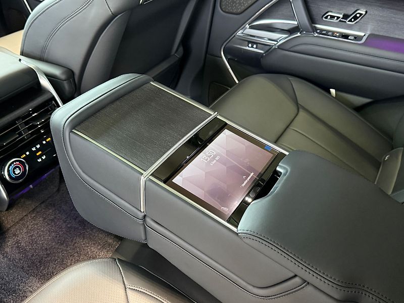 Land Rover Range Rover P530 Autobiography, MERIDIAN - fotka 40 z 50