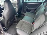 Škoda Superb COMBI 2,0 TDI 4x4 SPORTLINE - náhled 17