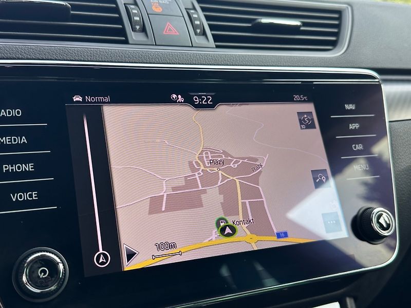 Škoda Superb (2022) 2.0TDi 4X4 SPORTLINE, V ZÁRUCE - fotka 12 z 23