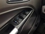 Ford Tourneo Connect (2019) Titanium 1.5 TDCi, 5Míst, ČR - náhled 17