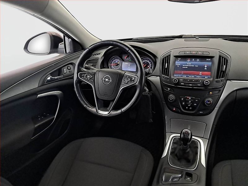 Opel Insignia (2015) 2.0 CDTI, Navi, Tempomat - fotka 7 z 23