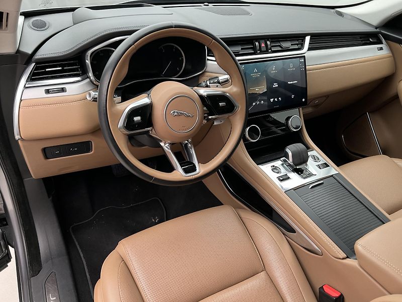 Jaguar F-Pace D200 S AWD AUT CZ 1.maj. - fotka 4 z 42