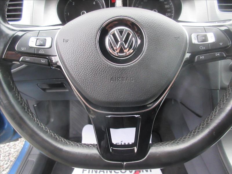Volkswagen Golf 2,0 TDI 110kW Xenon Comfortlin - fotka 9 z 17