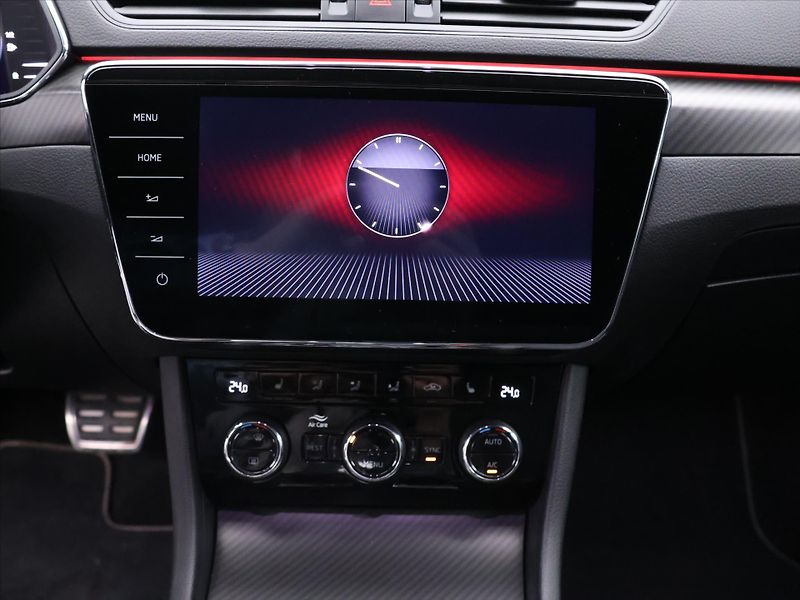 Škoda Superb 2,0 TDI 147kW Sportline DSG DP - fotka 17 z 30