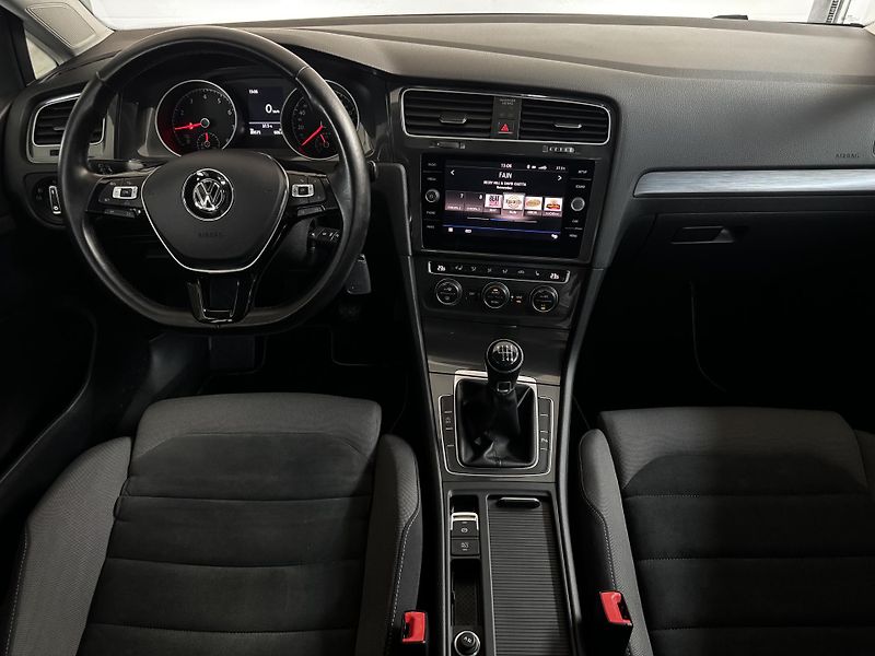 Volkswagen Golf (2019) Comfortline 1.4 TSI 92 KW - CZ - fotka 11 z 24