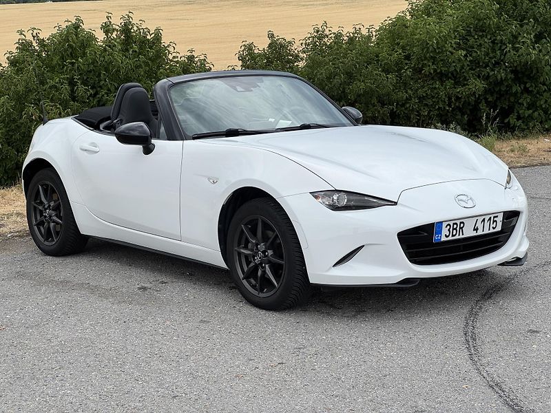 Mazda MX-5 1.5 96 kW Soft top CarPlay - fotka 5 z 28