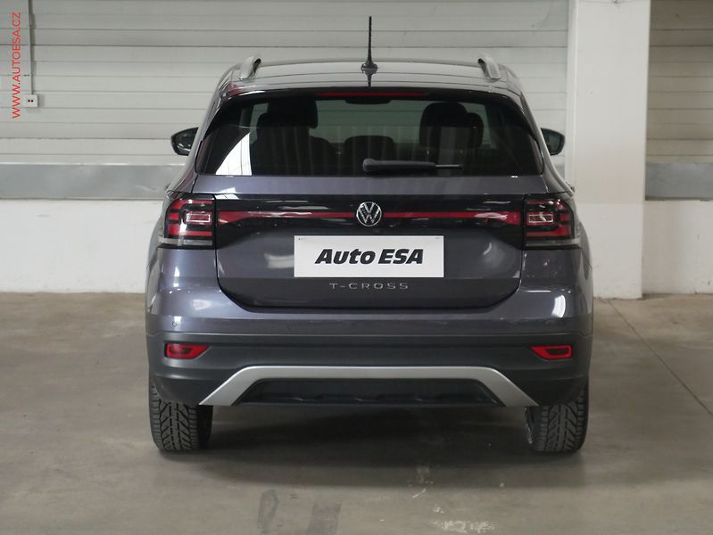 Volkswagen T-Cross (2023) 1.0 TSi, 2.maj,ČR, Style, LED - fotka 5 z 20